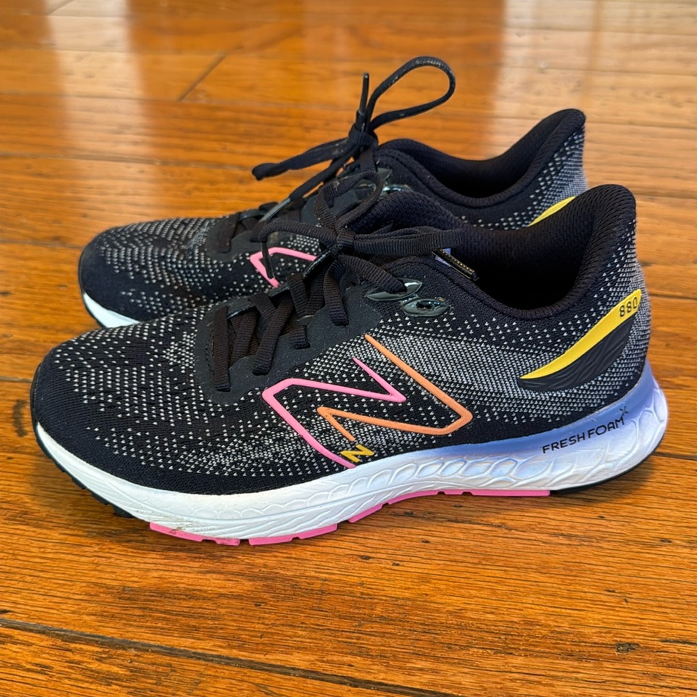 New Balance Girls Fresh Foam X 880v12 sneakers